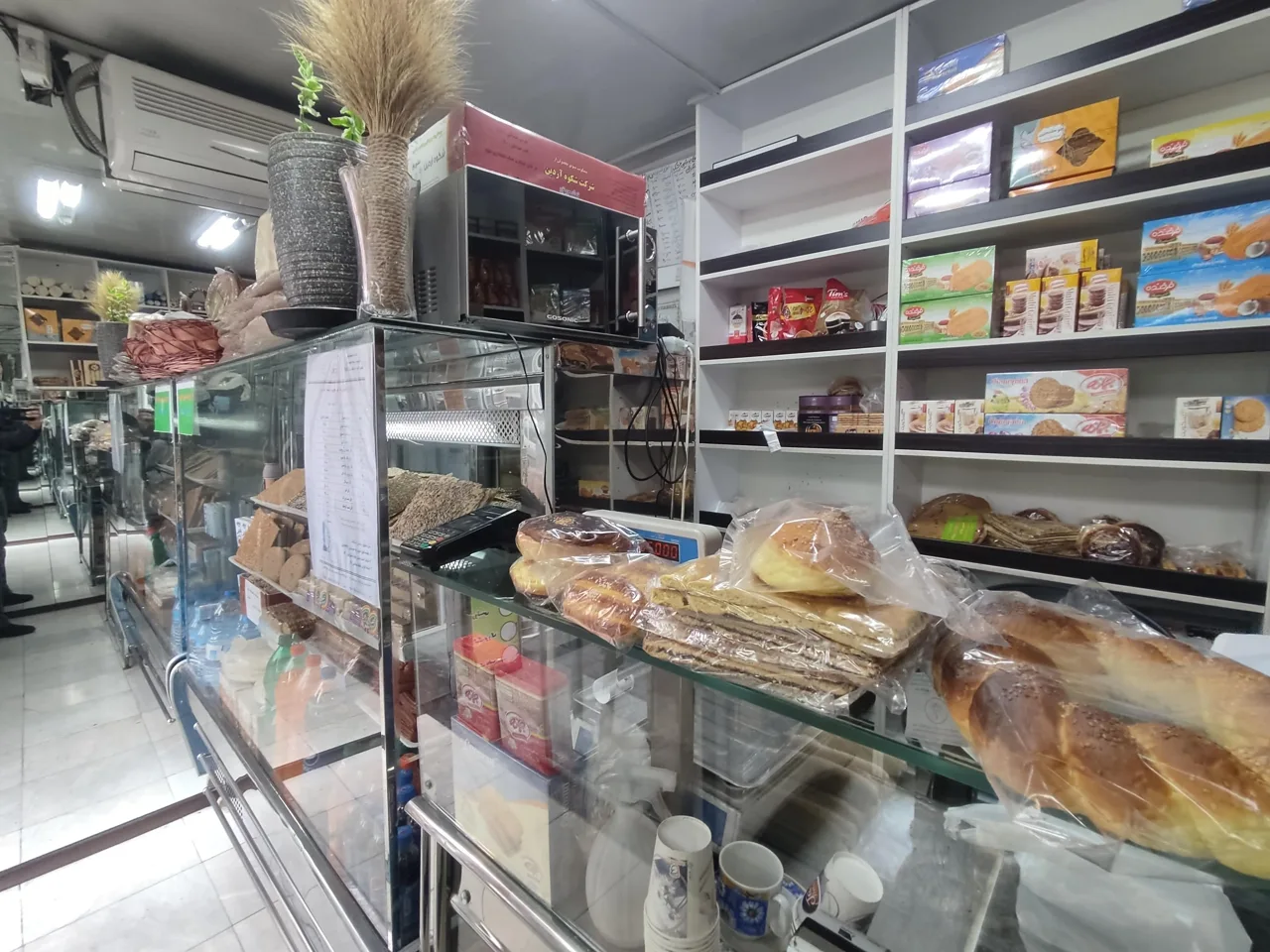 نان فانتزی مشتاق - نانوایی فانتزی در تهران - تصویر 3