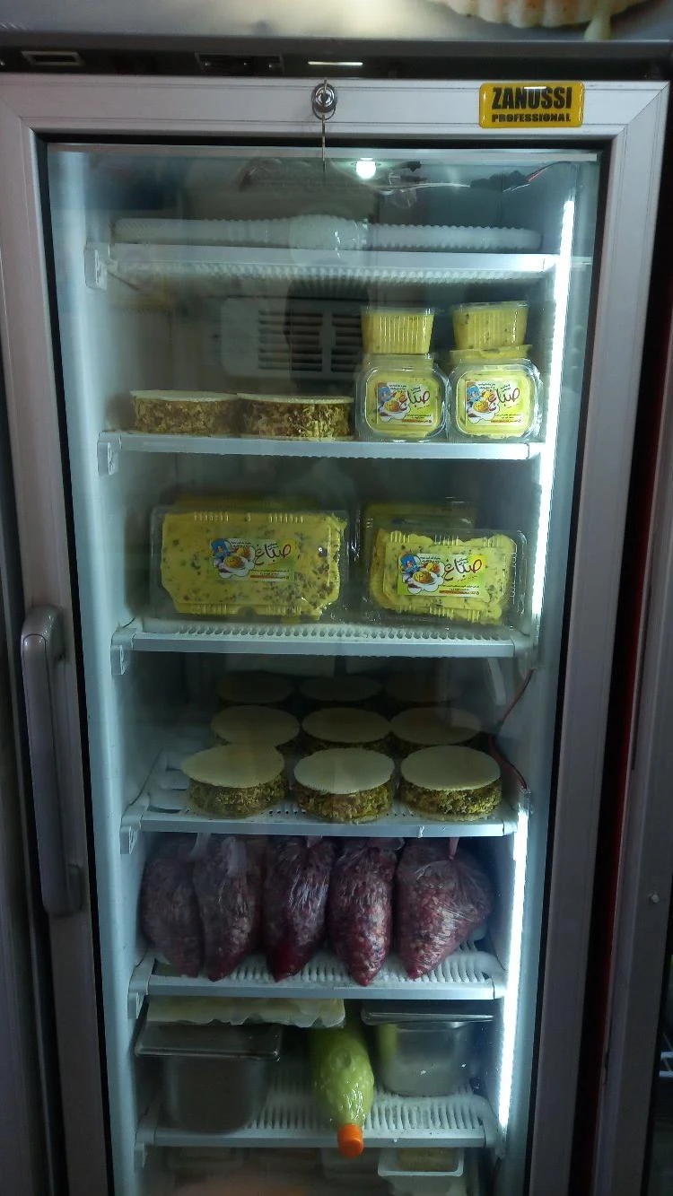بستنی و فالوده صباغ - آبمیوه و بستنی در کرمان - تصویر 4