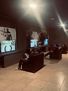 گیم نت میخکوب