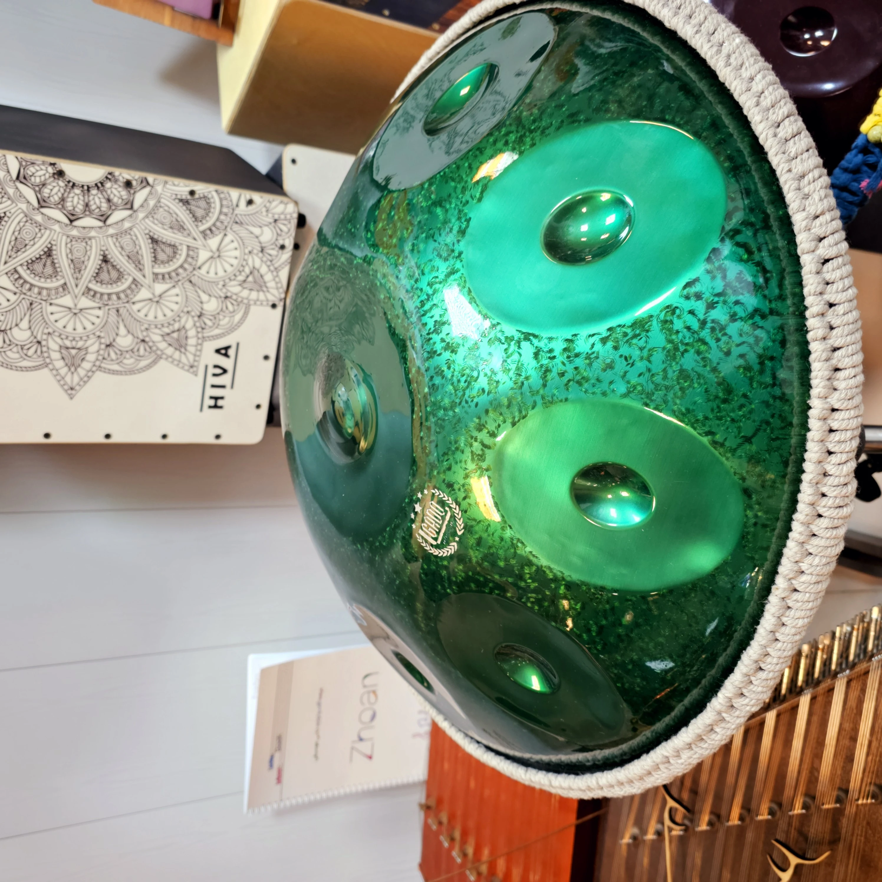 فروشگاه موسیقی ژوان - تصویر 2