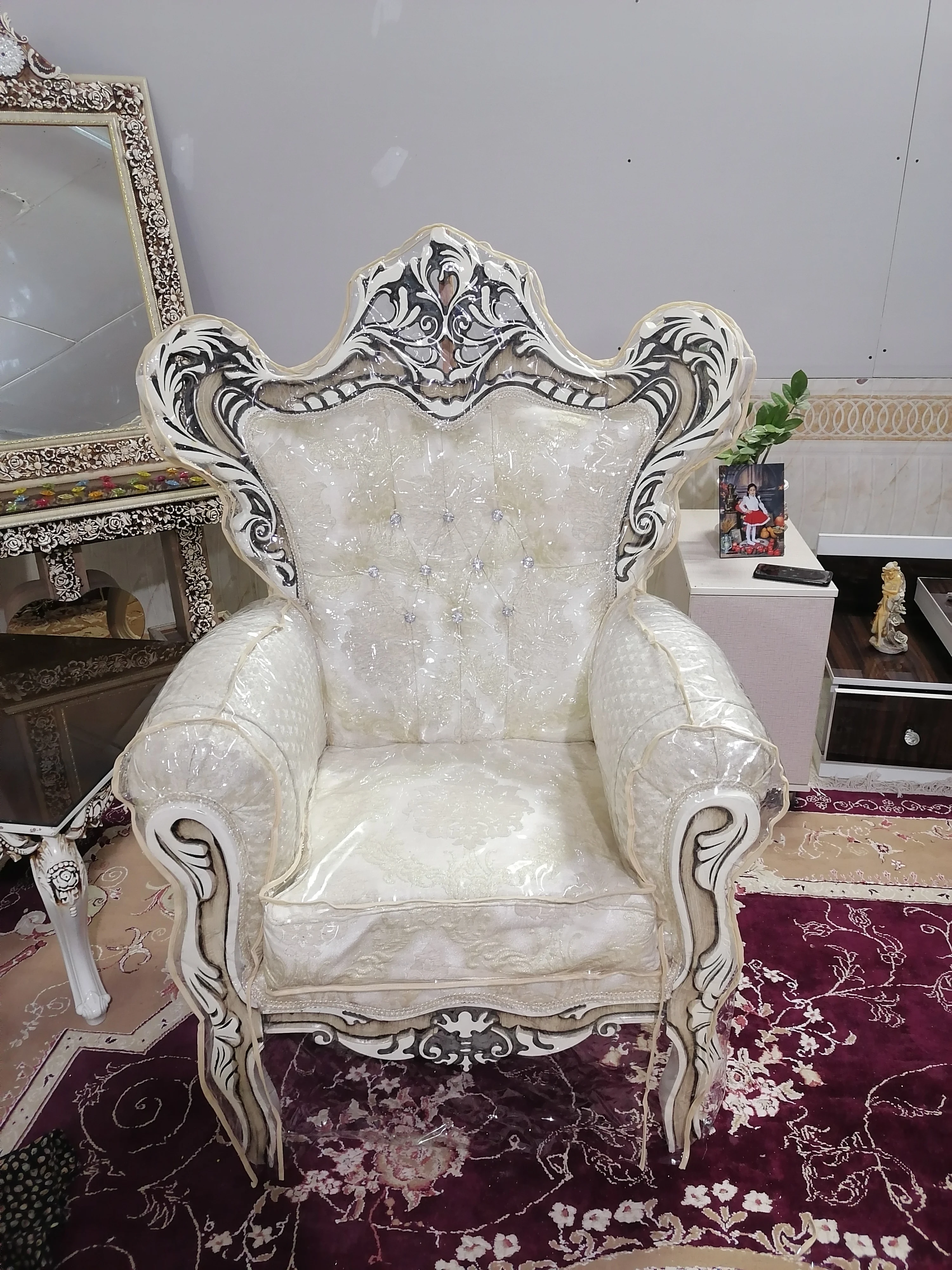 کاور مبل شاهی - روکش و تعمیر مبل در کرمان