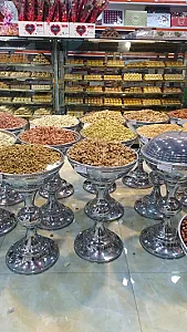 نان شرینی ولیعصر