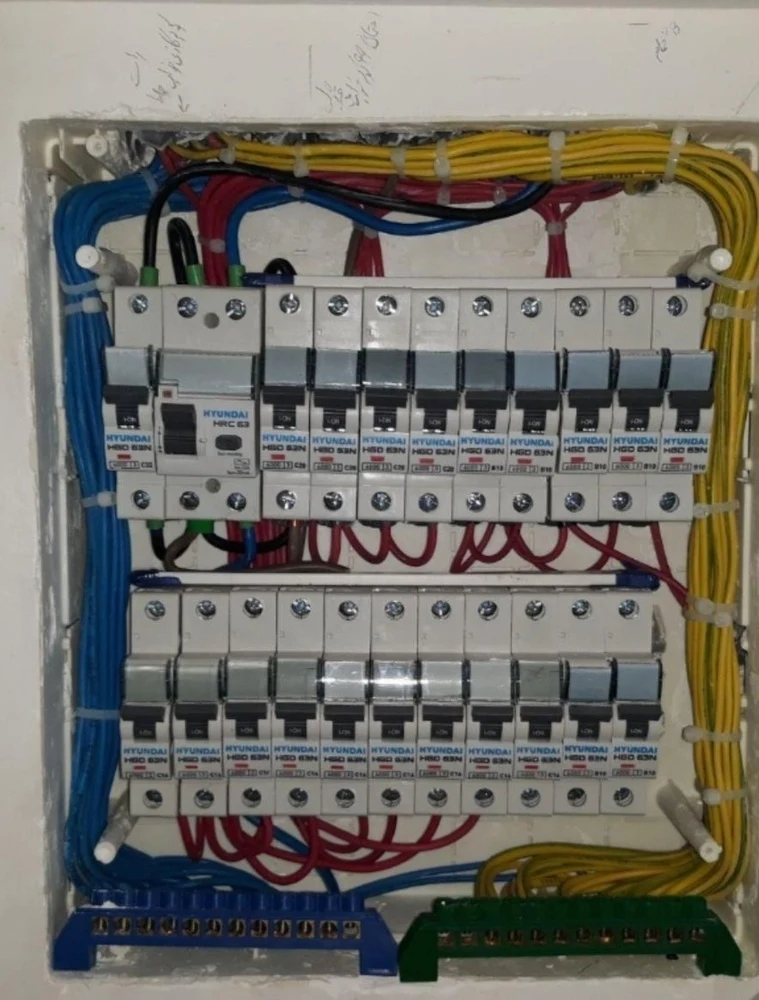 برقکاری حامدنیا