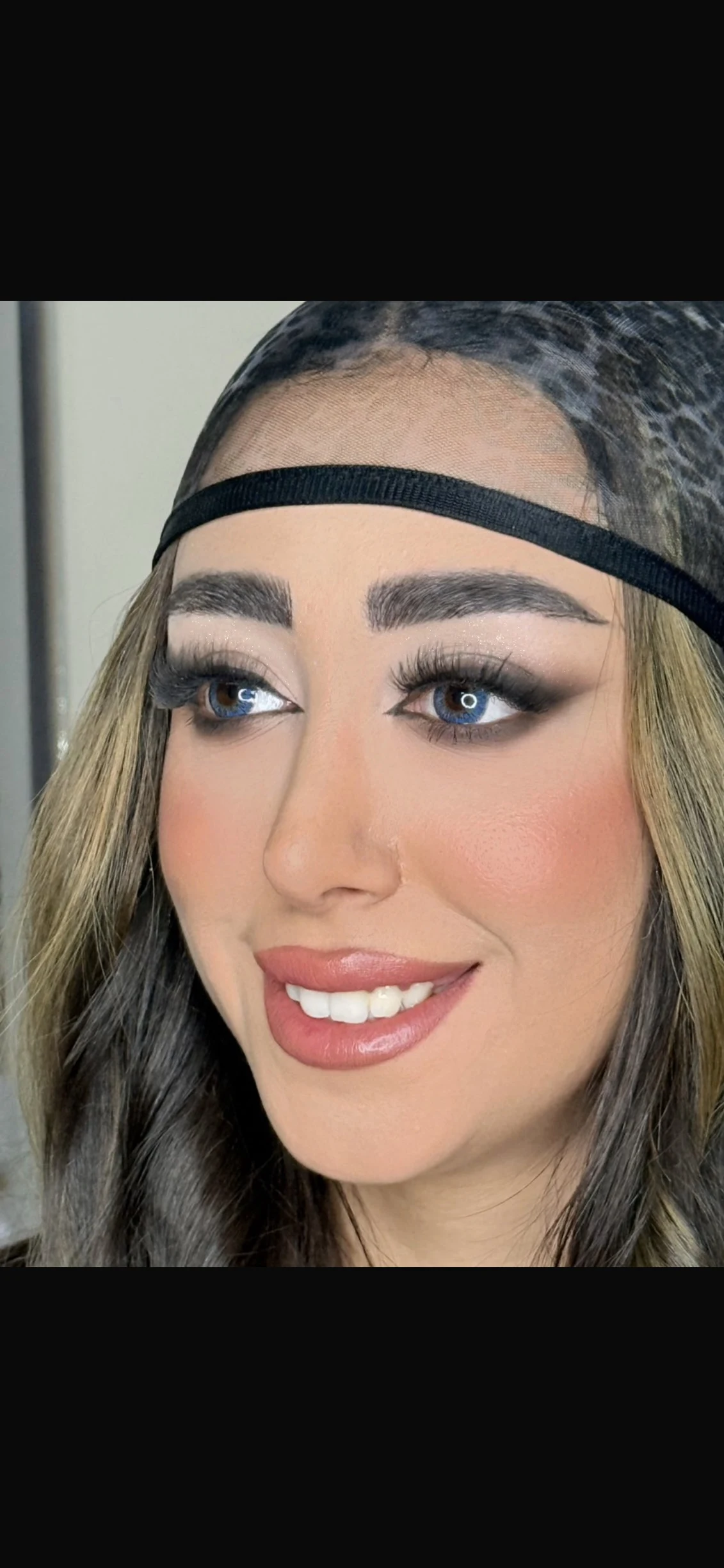 خدمات میکاپ وگریم تخصصی عروس آیدا صمدانی - تصویر 2