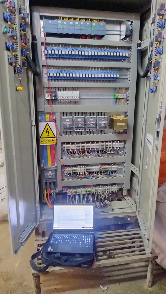 خدمات مهندسی برق ، اتوماسیون صنعتی ، PLC - برق‌کار ساختمان در ارومیه