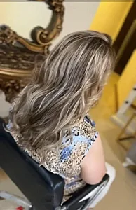تخصصی رنگ مو زهرا