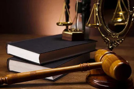 وکیل پایه یک دادگستری سیاوش عاشوری