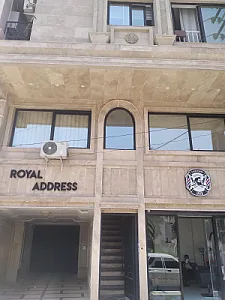 آپارتمان مادر