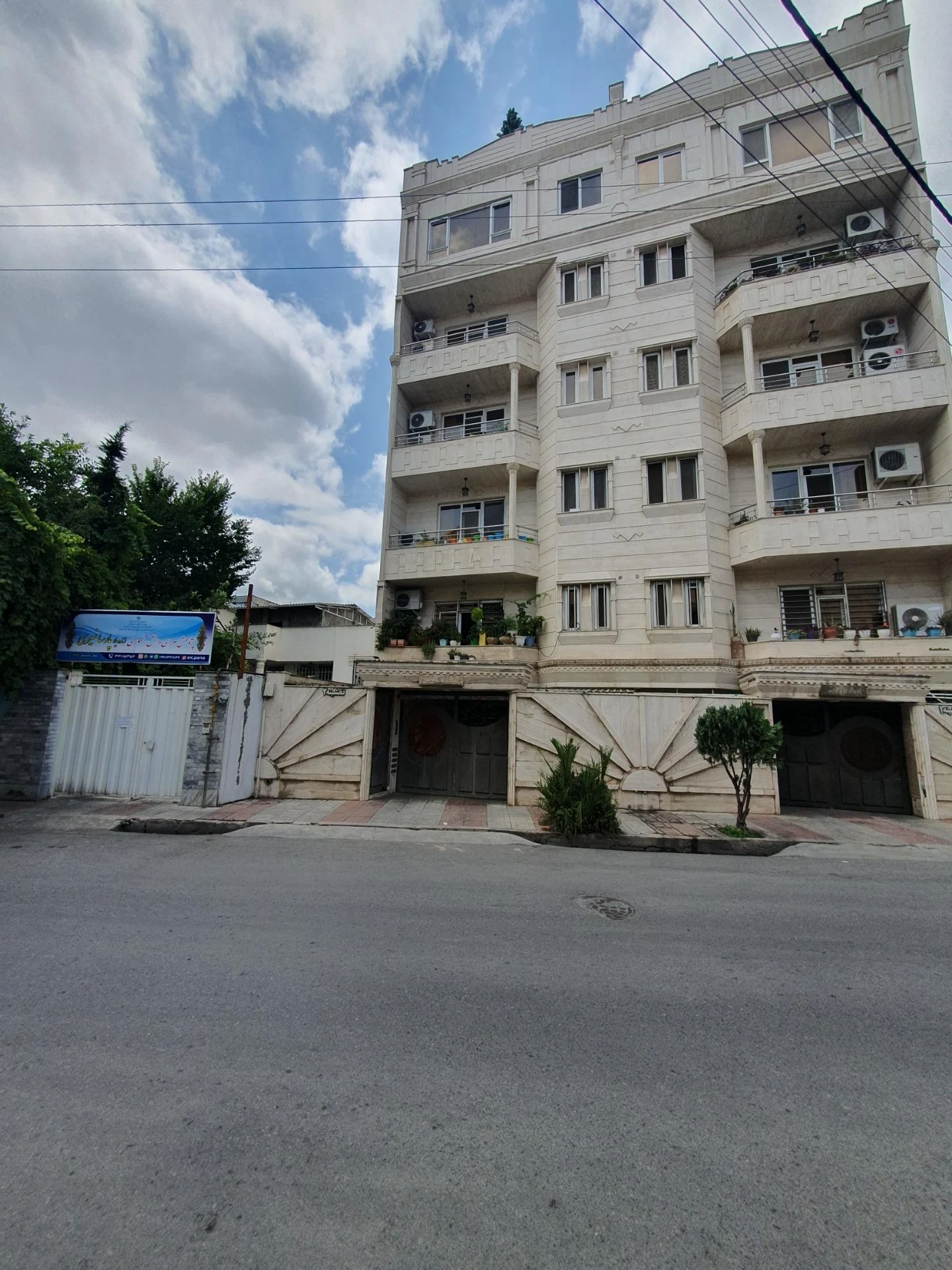 آپارتمان مادر - تصویر 2