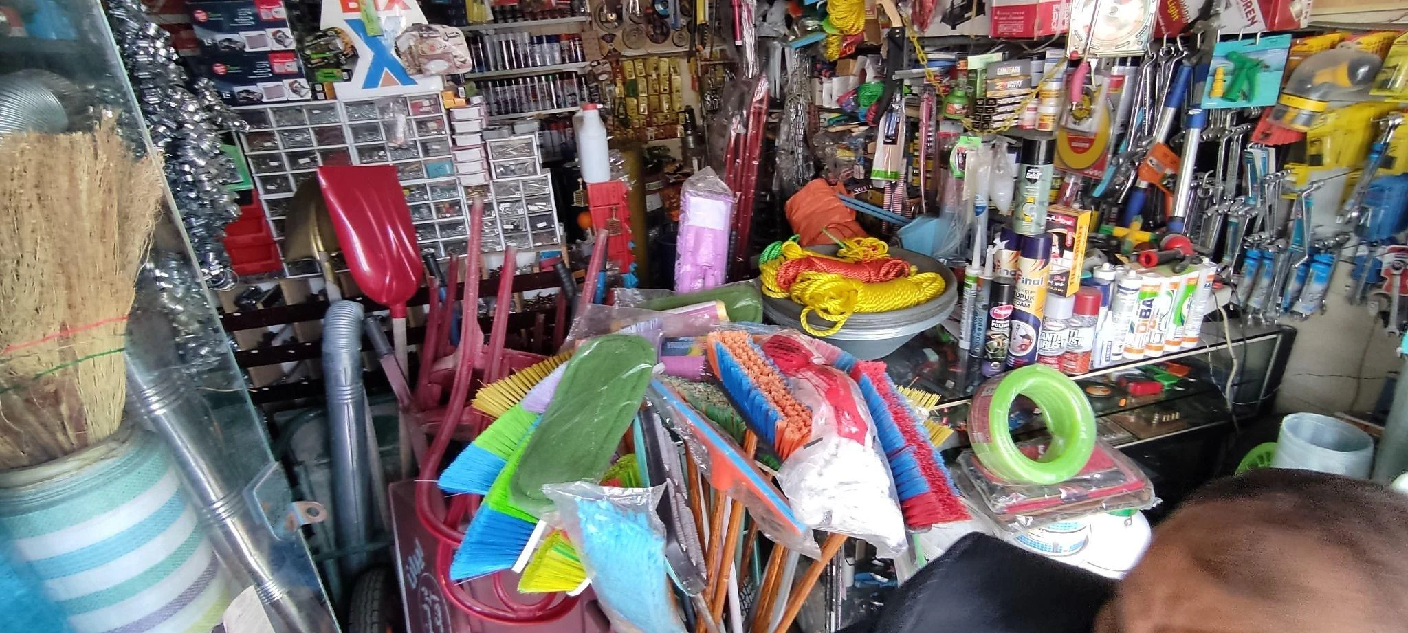 ابزارآلات برقی ساختمانی و چسب
