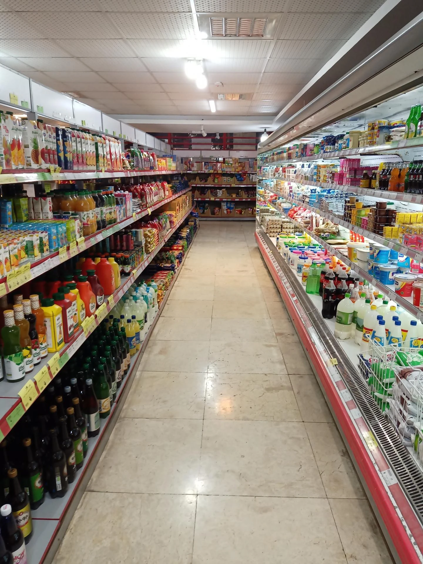 فروشگاه افق کوروش   شعبه معلم ساری - تصویر 2