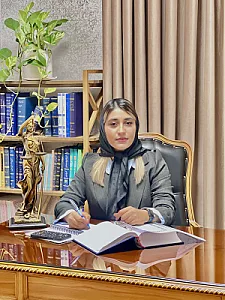 وکیل پایه یک دادگستری خانم اسما سالاری