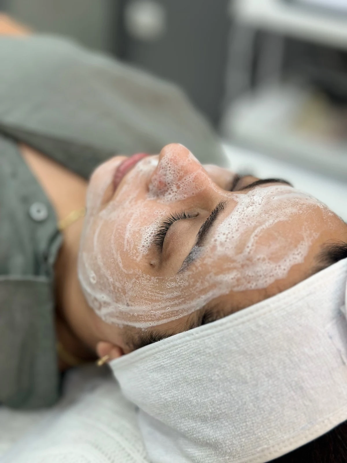 خدمات  اکستنشن مژه،ناخن،فیشال،فیبروز - تصویر 2