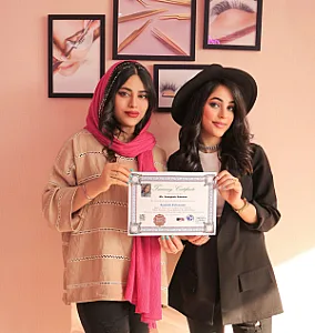 اکستنشن مژه و لیفت ابرو