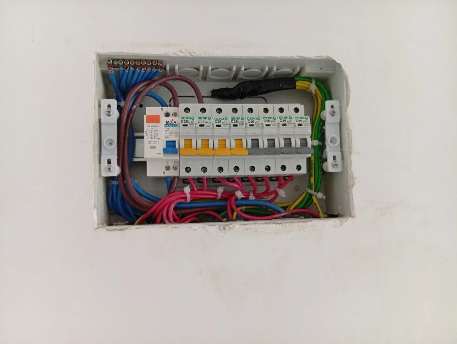خدمات برق دهقانی