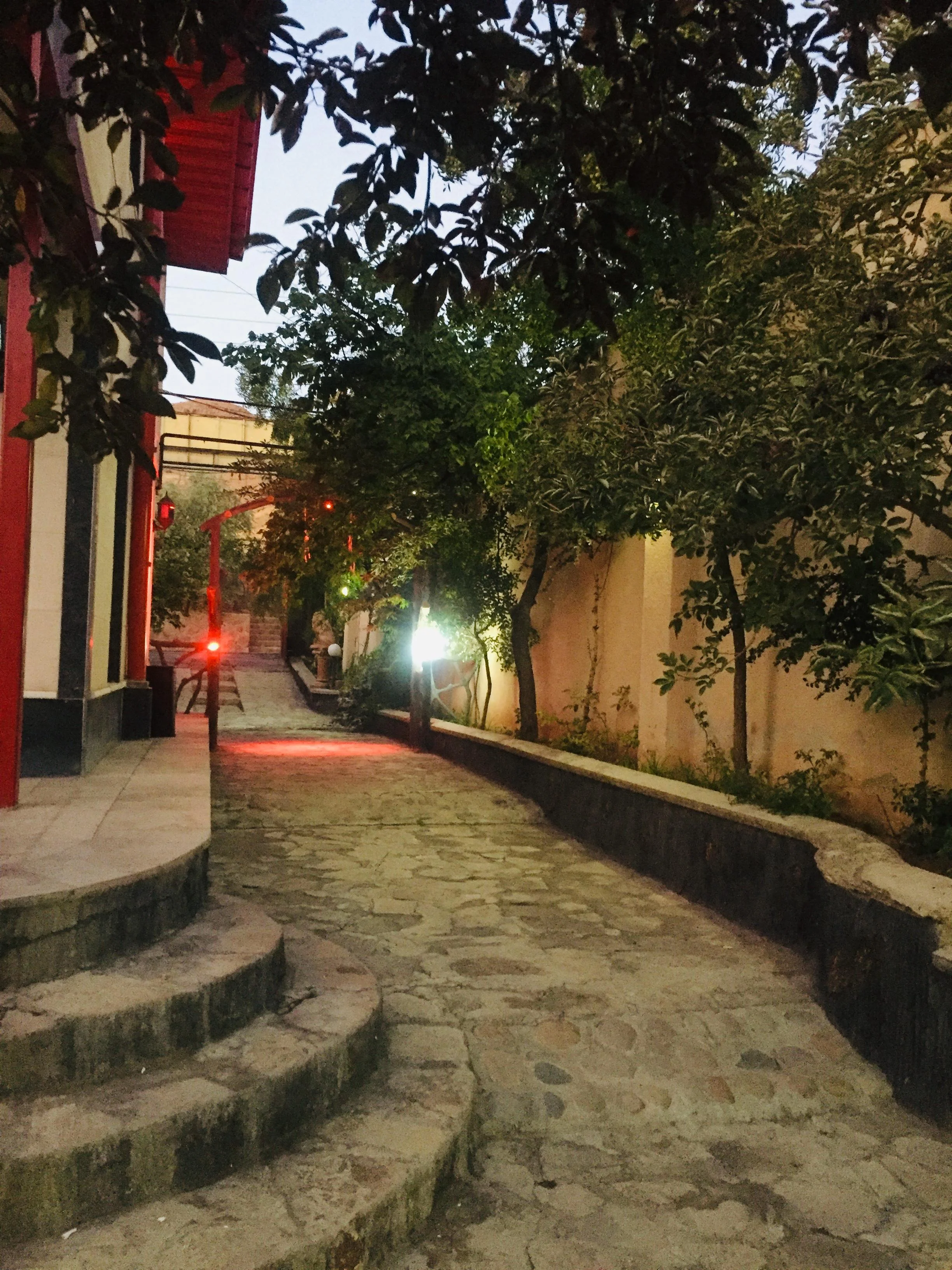 رستوران قزل آی