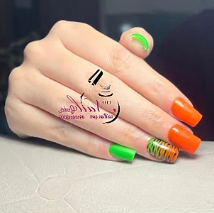 کاشت تخصصی ناخن