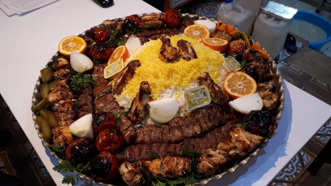 رستوران سنتی قم قدیم