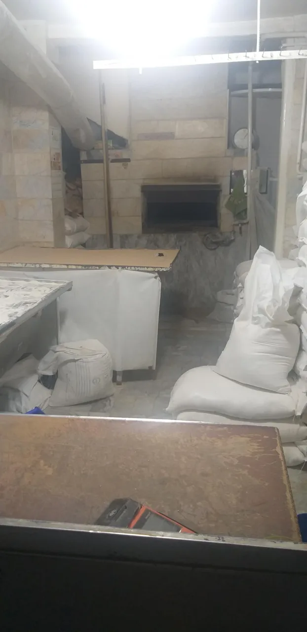 نان بربری تنوری و نان روغنی آذربایجان