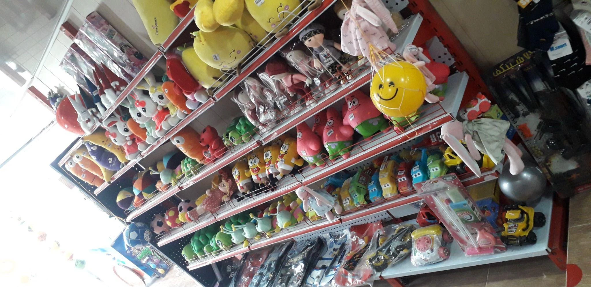 هایپرمارکت صادقی - تصویر 3