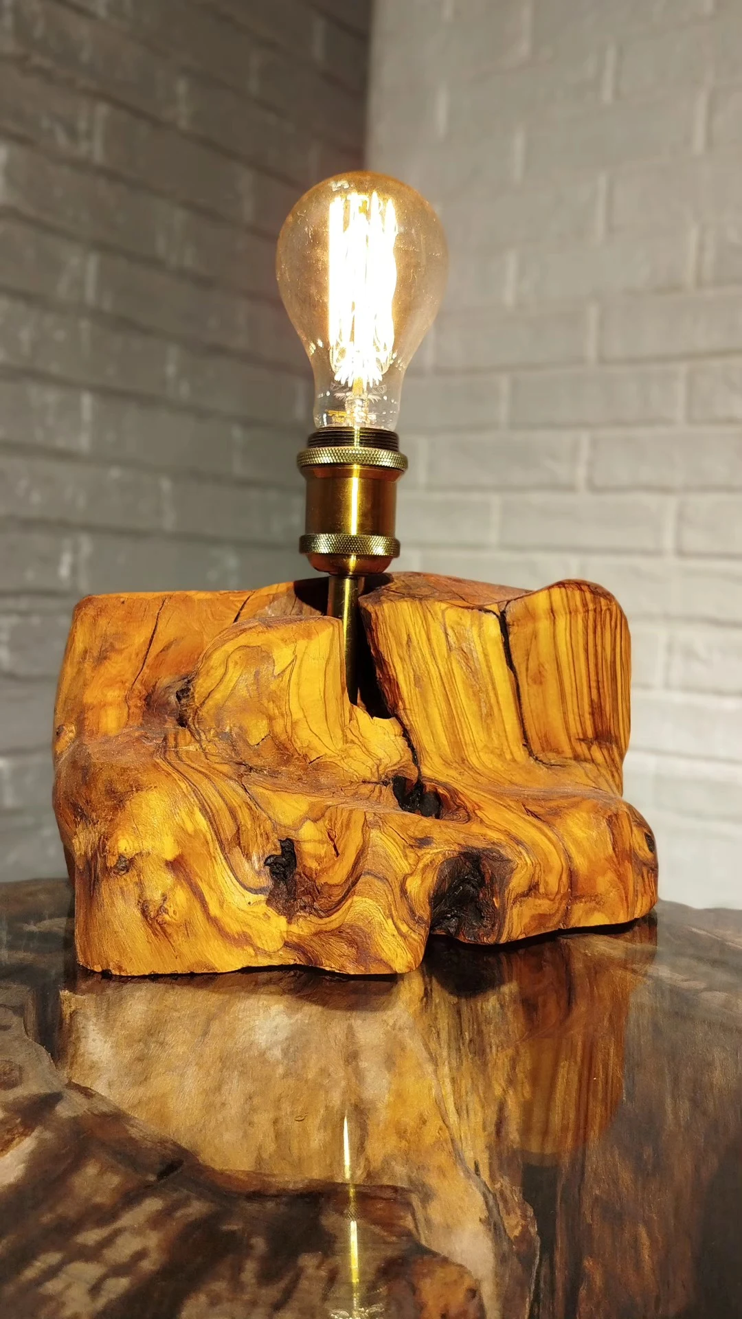 الیو وودolivewood سازنده محصولات چوبی