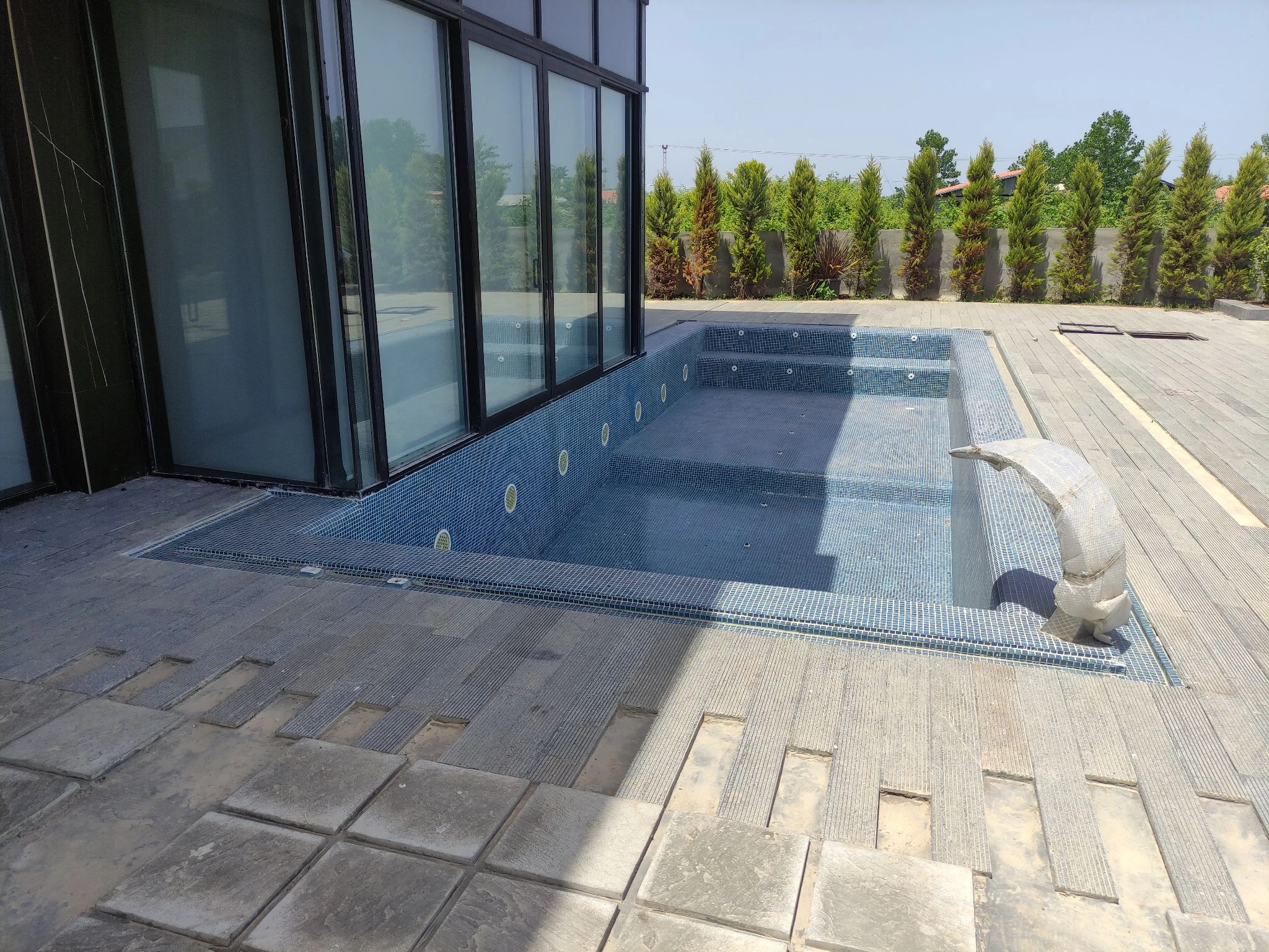 مجری تاسیسات برق و مکانیک ساختمان - تصویر 4