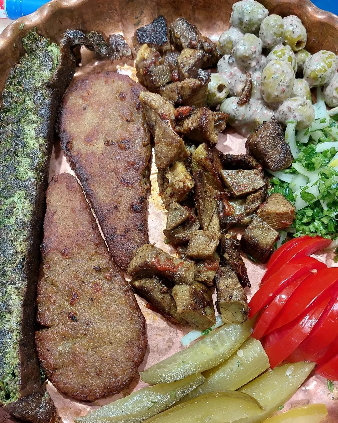 ساندویچی کتلت لاهیجان - تصویر 2