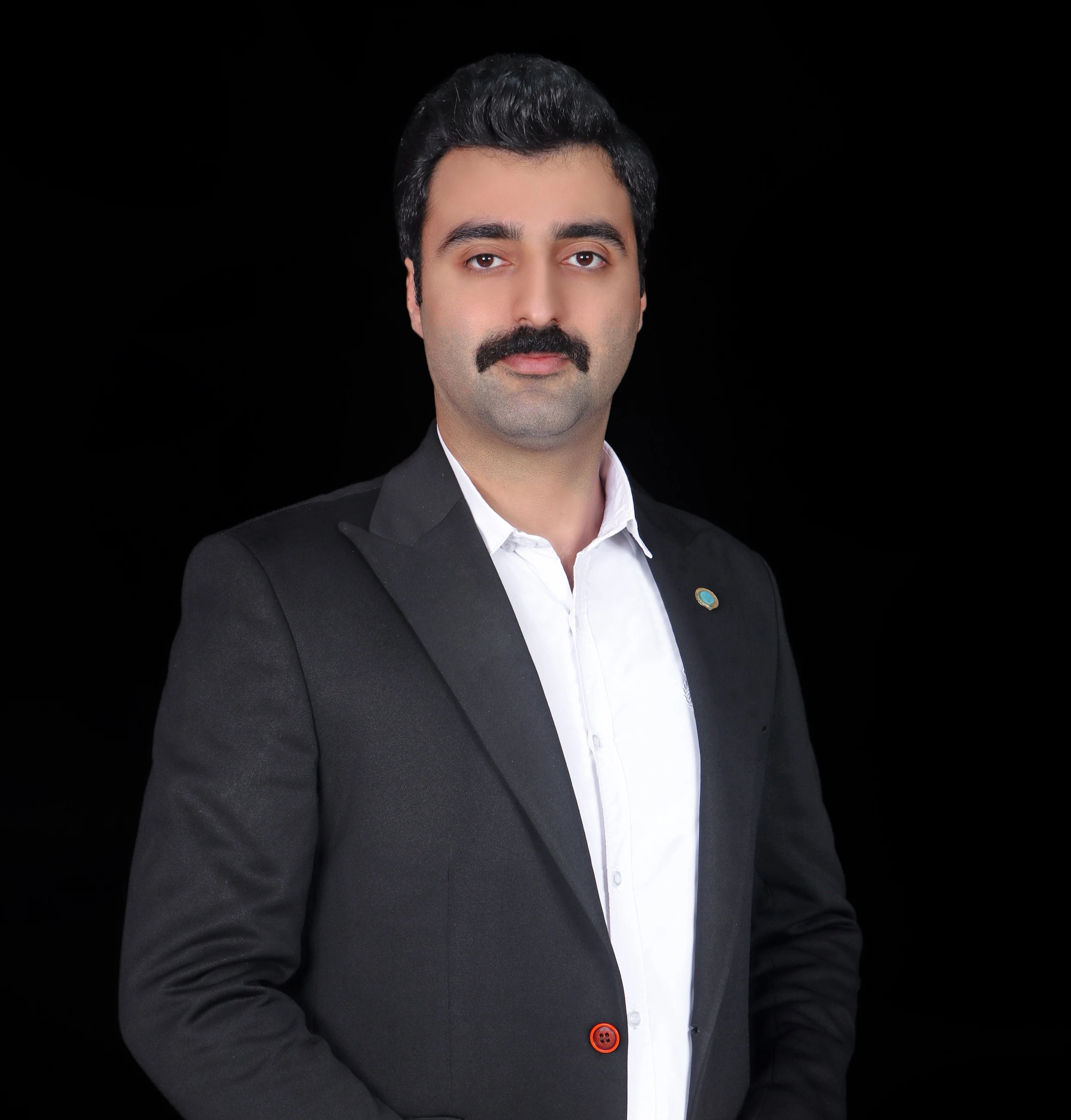 دفتر وکالت پوریا فرخ نیا وکیل پایه یک دادگستری