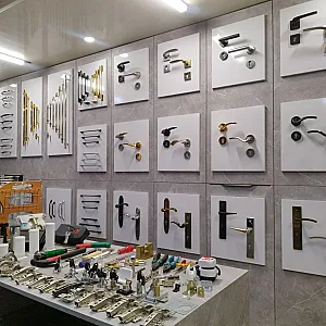 ابزار یراق و رنگ مهیار