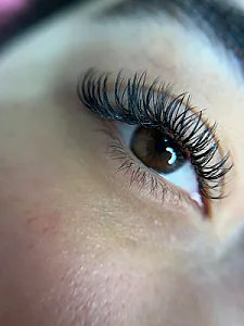 خدمات اکستنشن مژه ساینا حقدوست