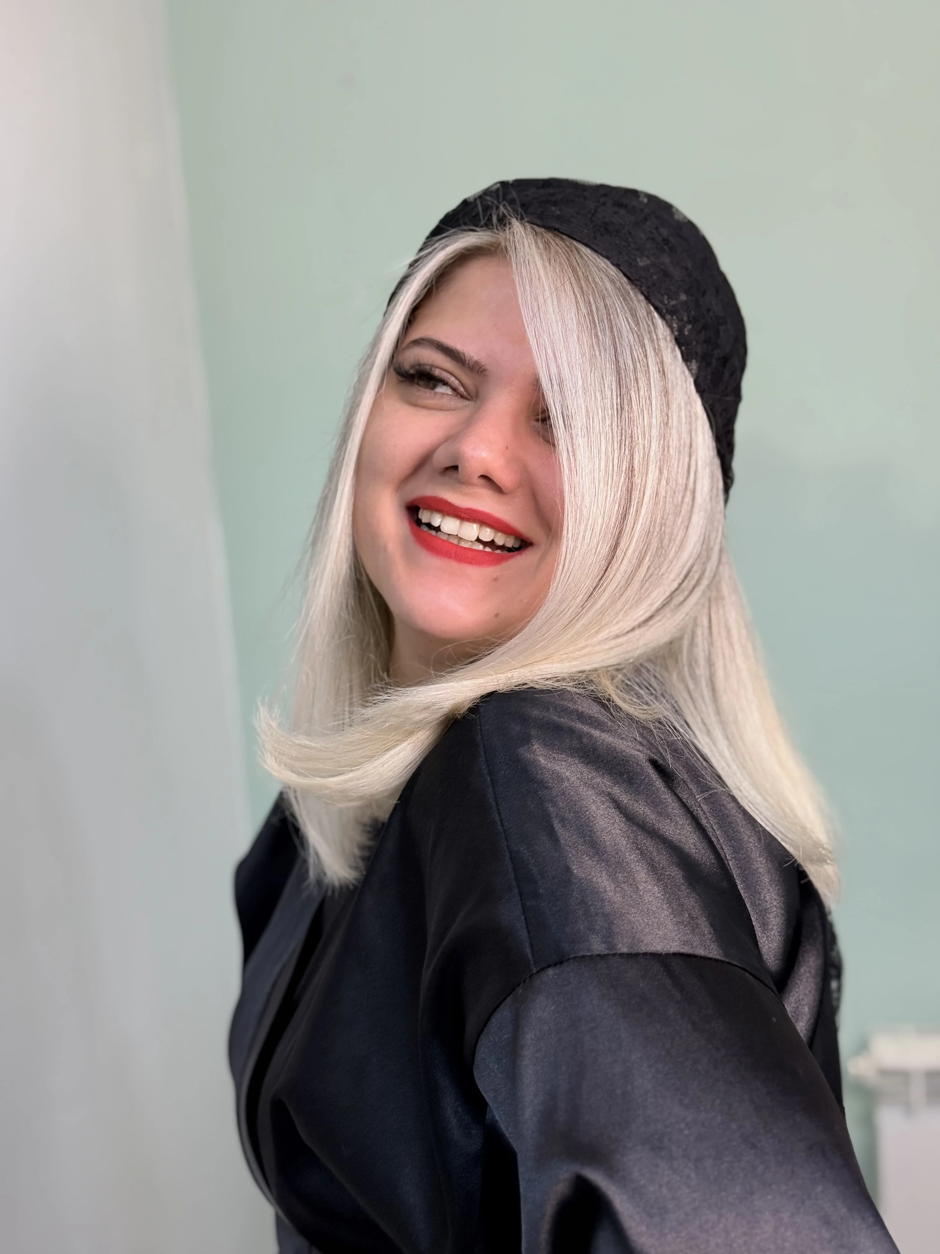 سالن تخصصی رنگ مو ملکا - تصویر 3