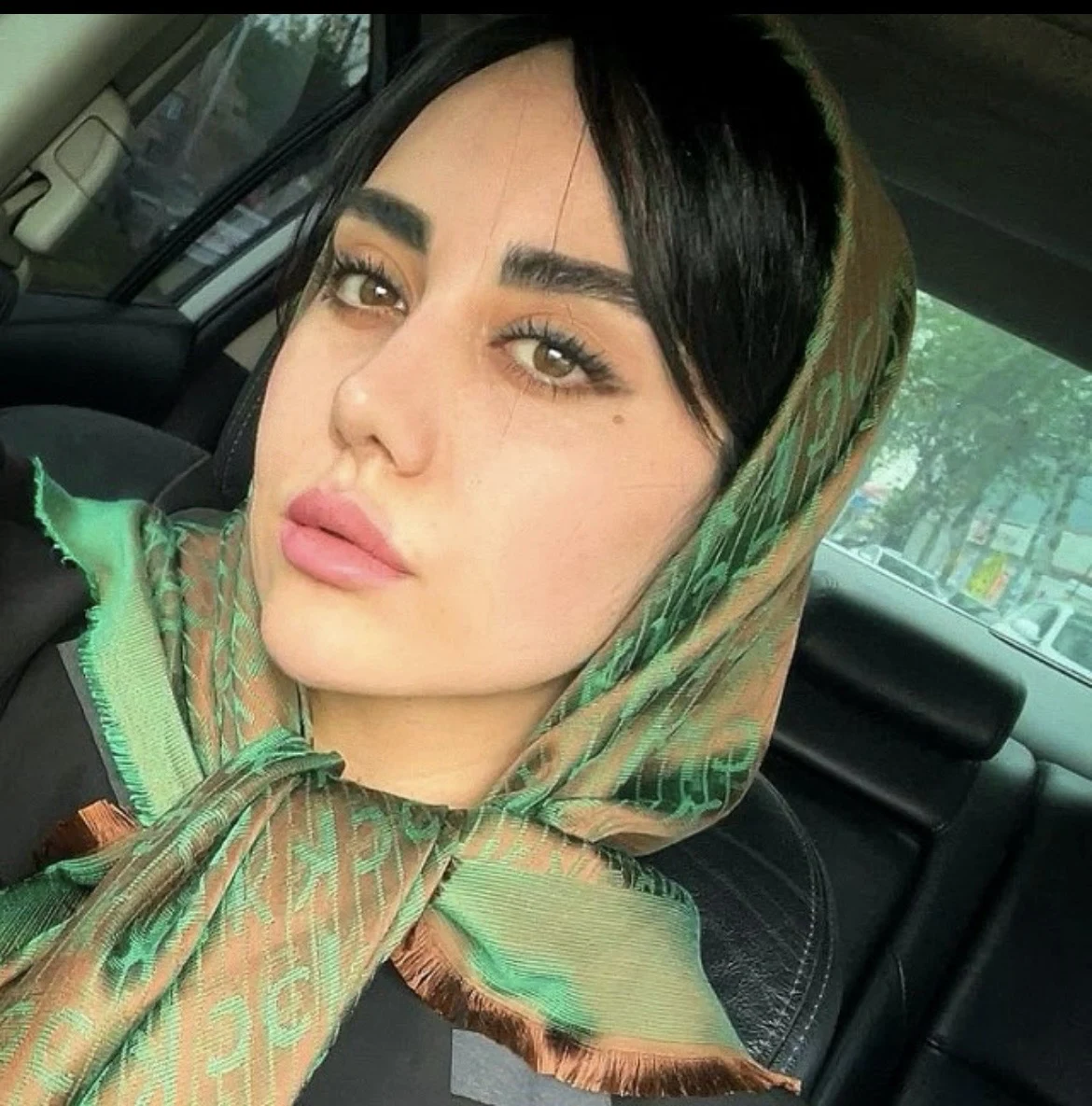 وکیل پایه یک دادگستری محیا حسینی - تصویر 2