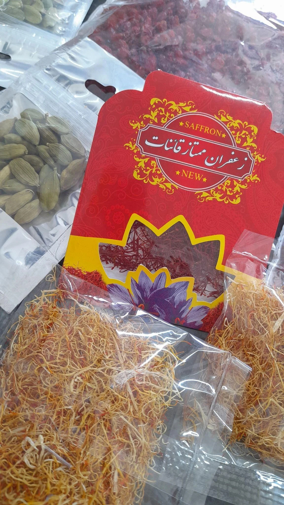 پخش عمده زرشک و زعفران مستقیما از باغات قاینات