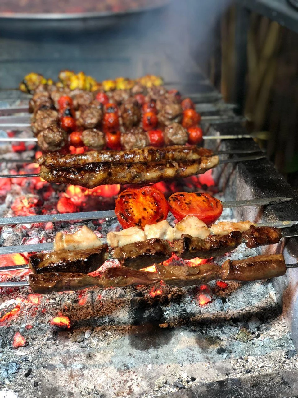 باغ،رستوران مُژه - تصویر 2