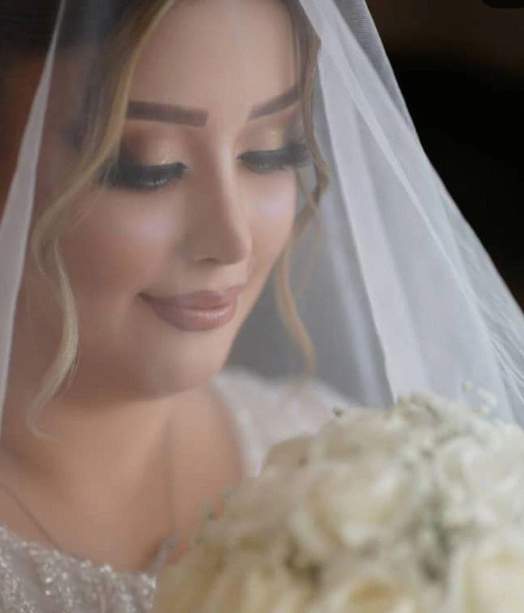 آرایشگاه زنانه بهارناژ در رشت