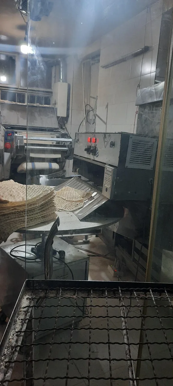 نانوایی لواشی