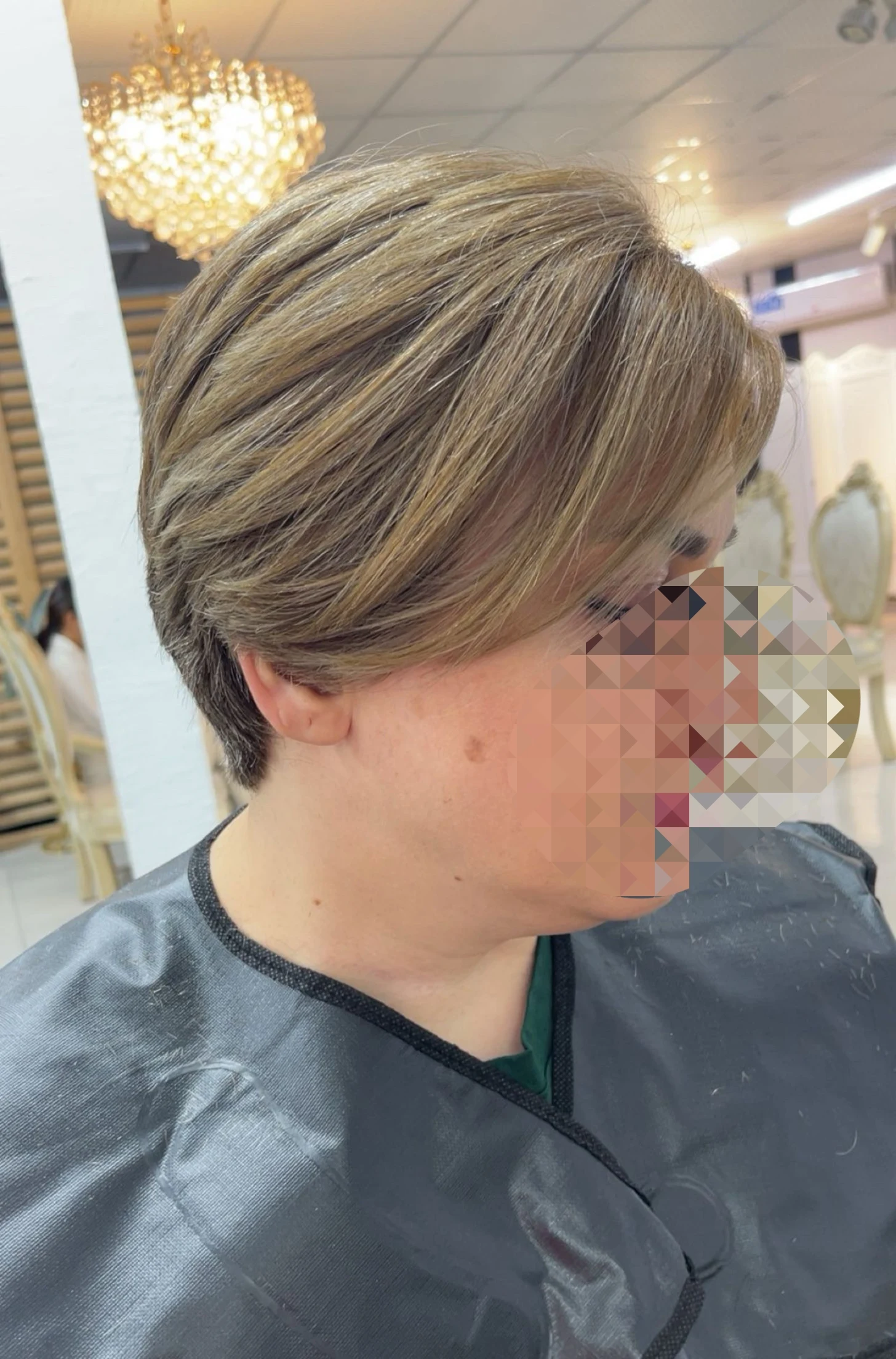 خدمات تخصصی کوتاهی مو ساناز عشاقپور