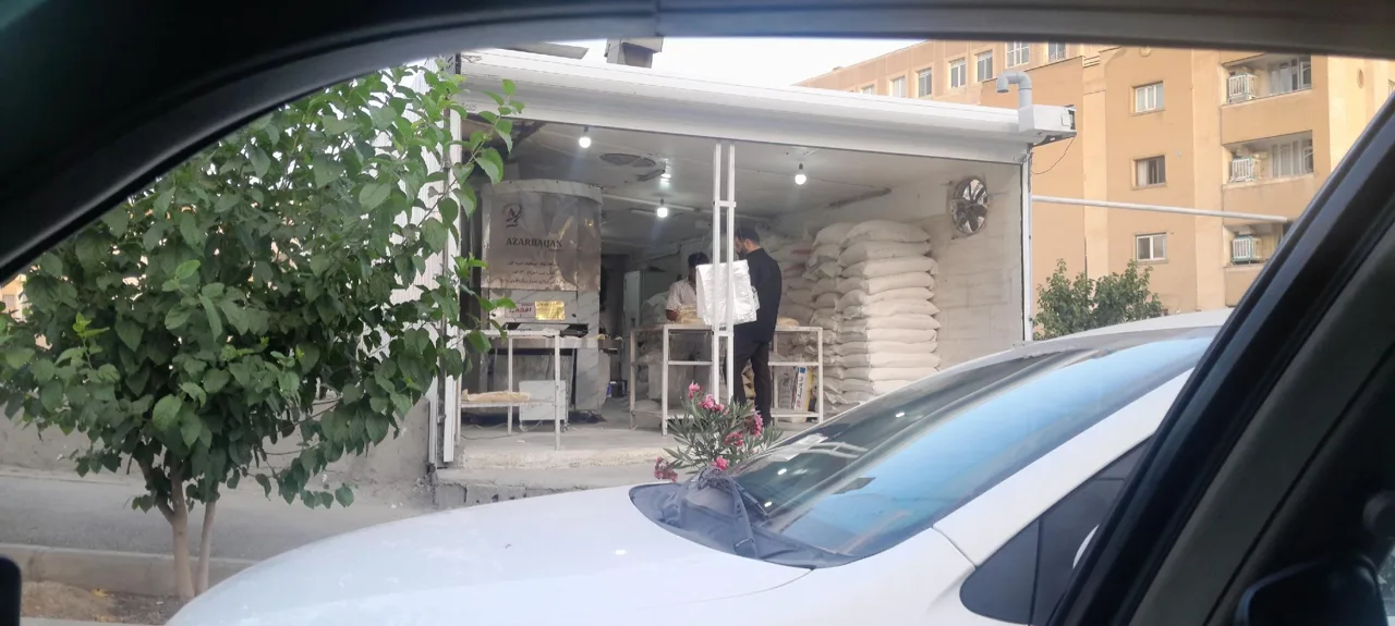 نان تافتون دریاچه