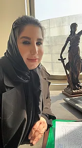 وکیل پایه یک راحله کیانی