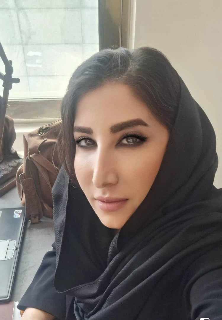 وکیل پایه یک راحله کیانی - مشاور حقوقی در شیراز - تصویر 4