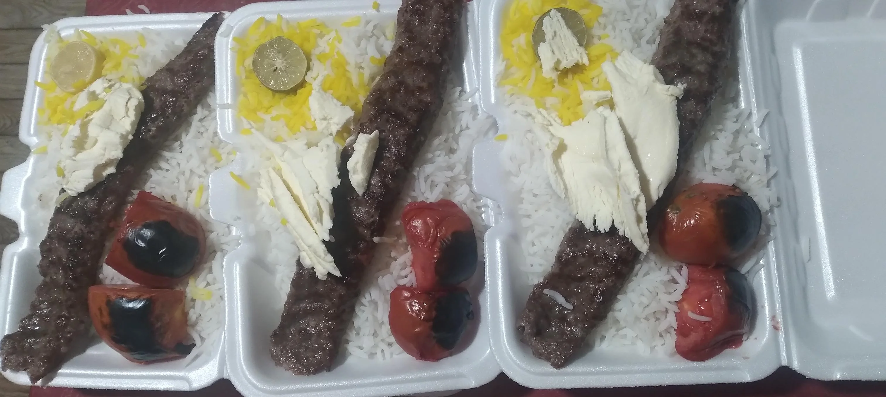 رستوران ماه