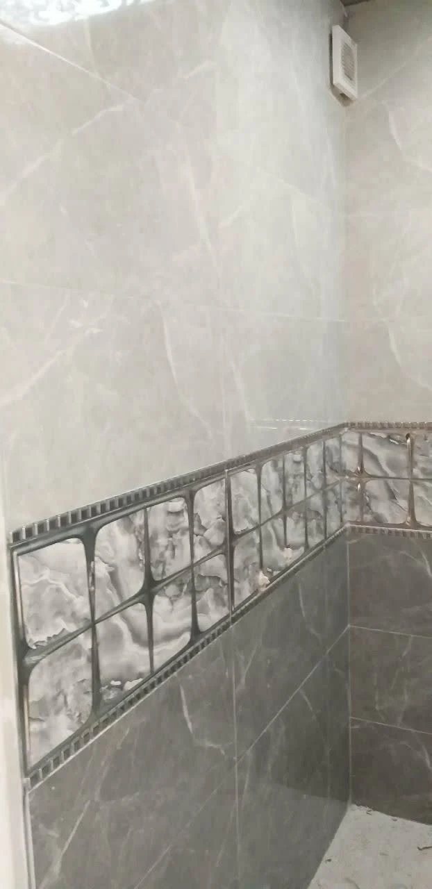 محسن هاشمی - کاشی‌کار و سرامیک‌کار در کرج