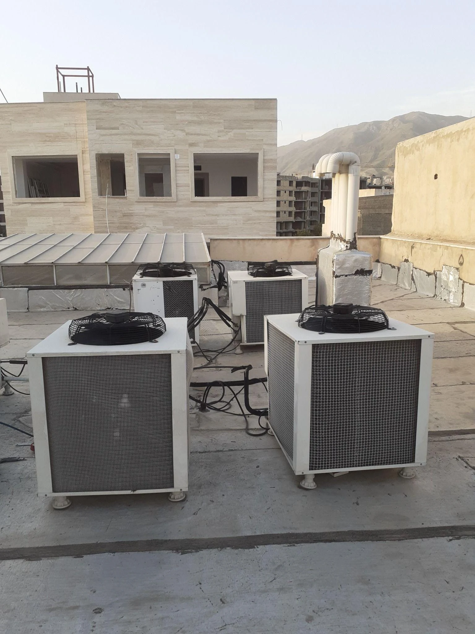 نصب تعمیرات کولر گازی داکت اسپیلت - تصویر 2