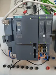 برق صنعتی پارس