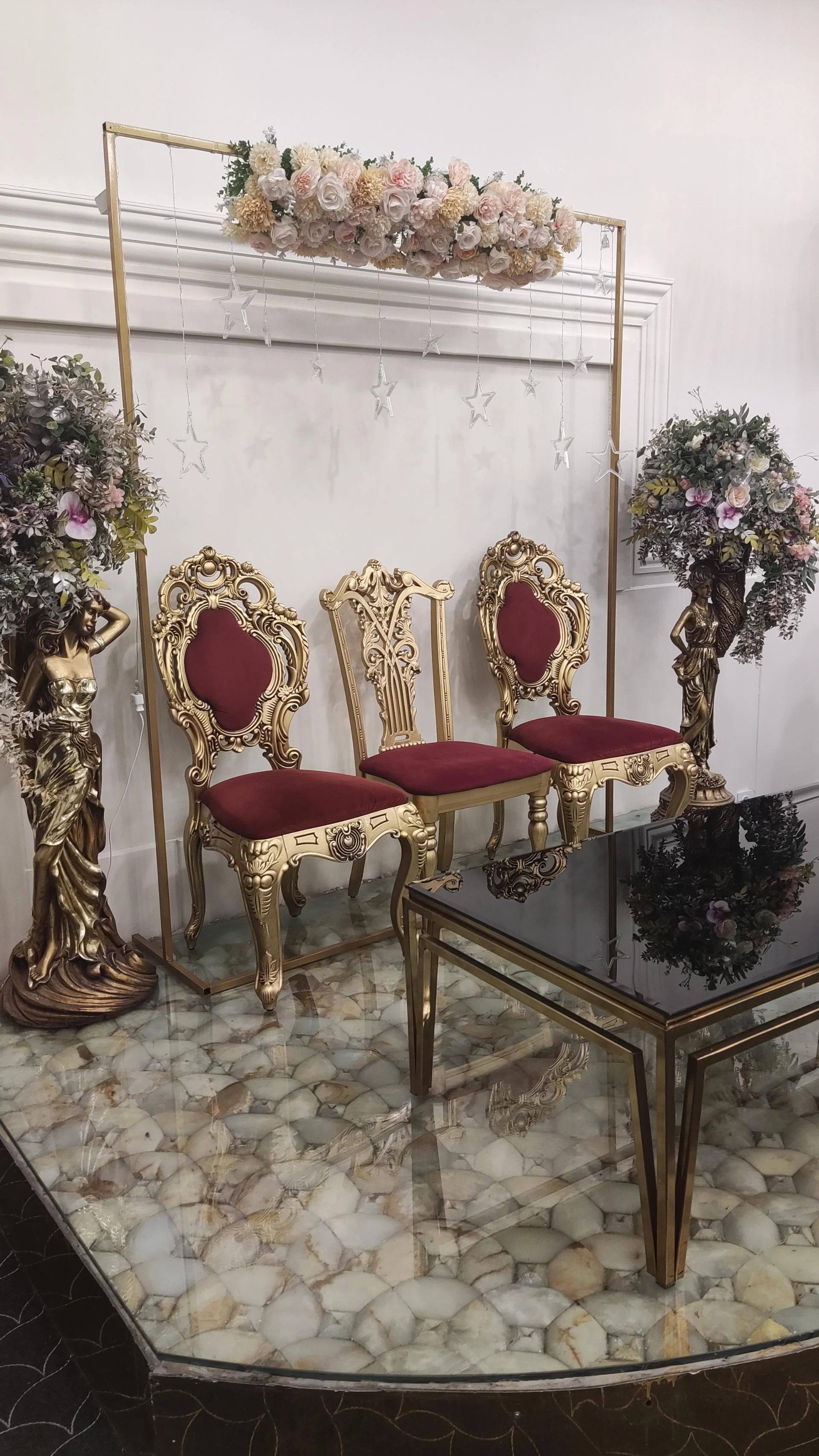 تالار قصر کوروش