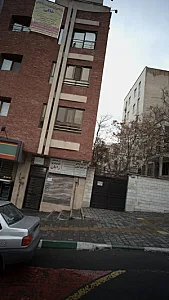 دکتر زهرا فرهادی ودکتر آناهید آهنگری