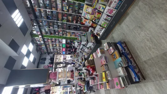 فروشگاه کتاب باستان