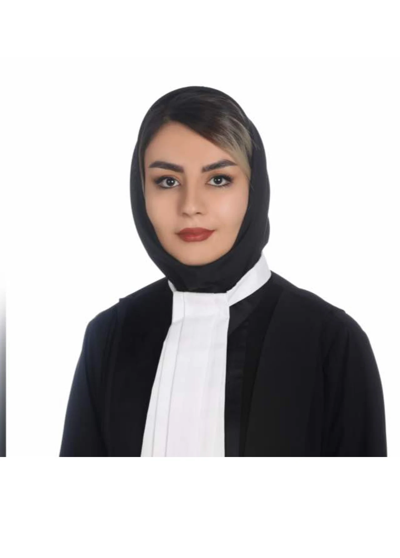 وکیل پایه یک دادگستری آیدا نگاهبانی - مشاور حقوقی در تبریز - تصویر 3