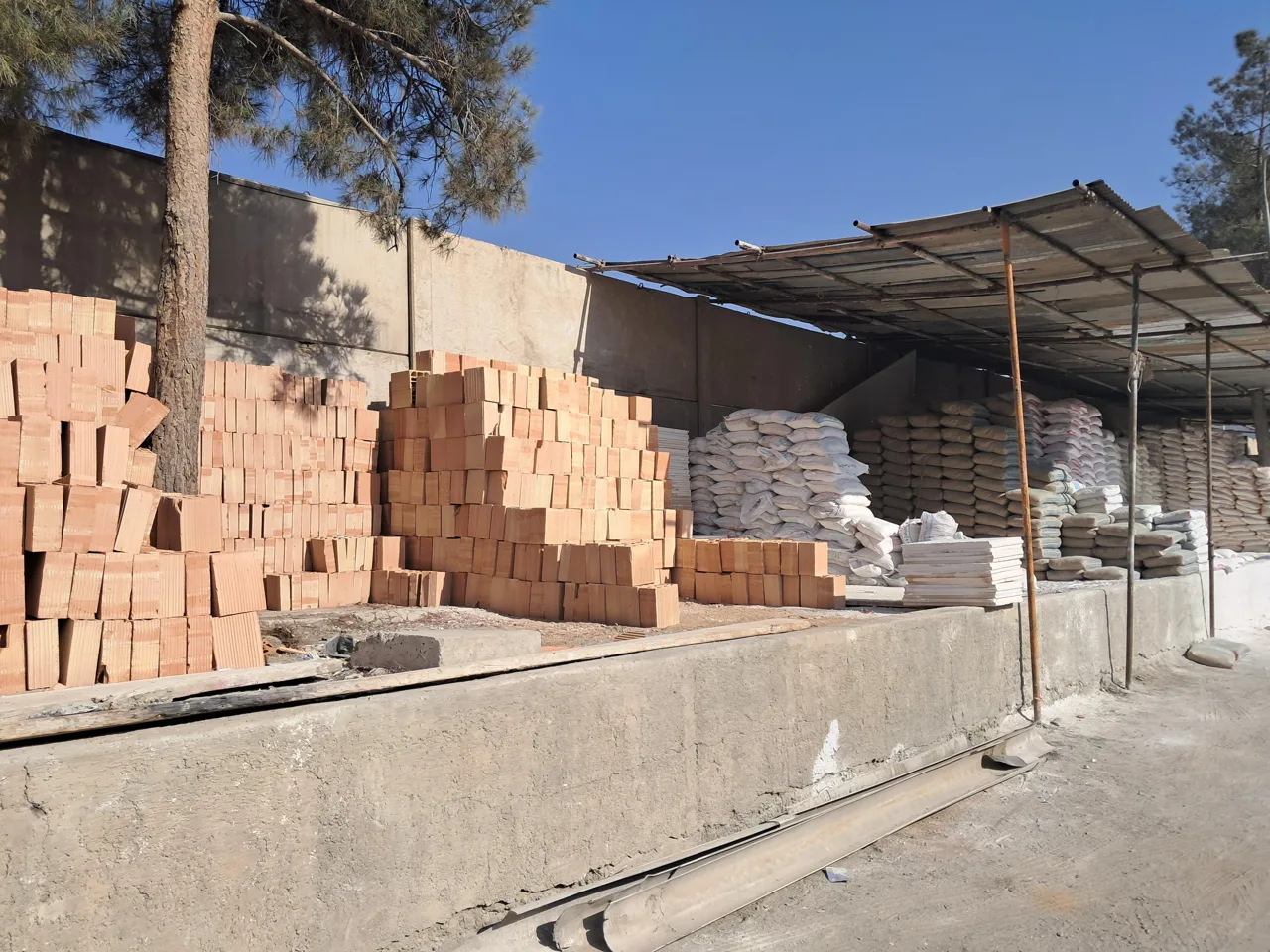 انبار مصالح ساختمانی ملکی