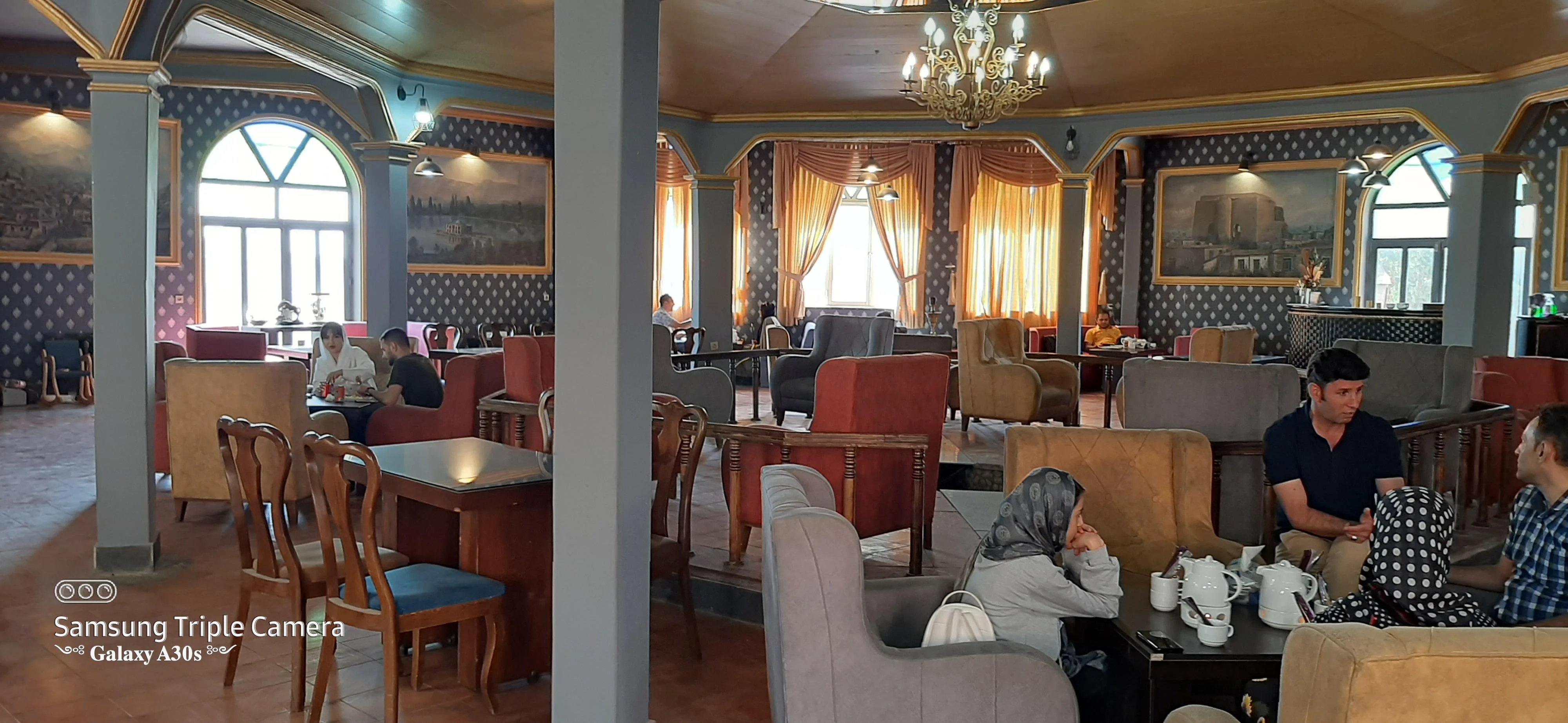 رستوران لرد